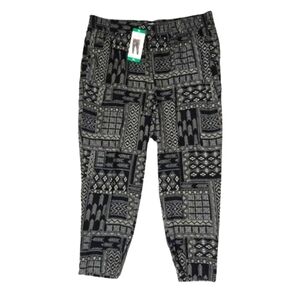 NWT Jessica Simpson Stylish Cropped Pants Women's Size XL Poplin Baggy Pull-On